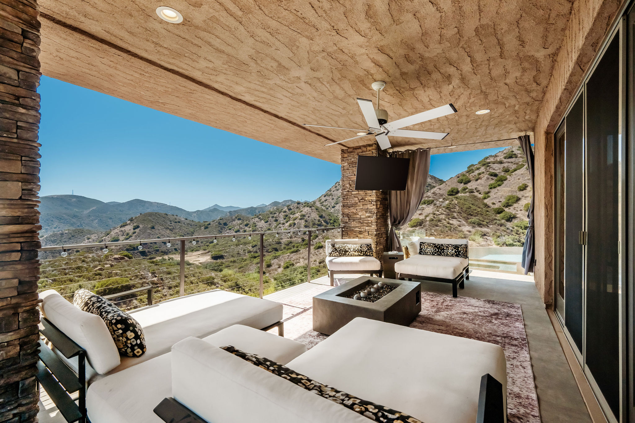 9 Morgan Road Bell Canyon, CA 91307 - Photo 10 of 48 Gallery Image 10