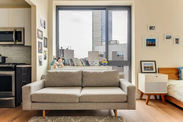 $3,400 | 25-19 43rd Avenue, Unit 809 | Long Island City