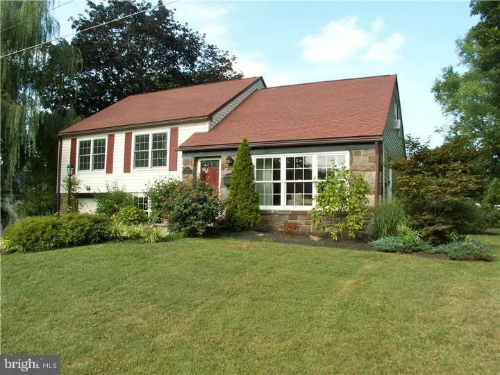 $820,000 | 2100 Haverford Road, Ardmore, PA 19003