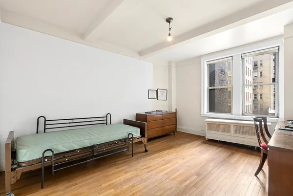 $1,200,000 | 12 West 96th Street, Unit 9A | Upper West Side