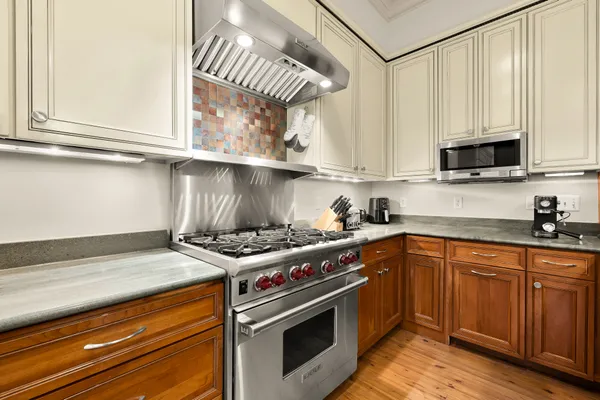 $1,850,000 | 2021 N Street Northwest, Washington, DC 20036