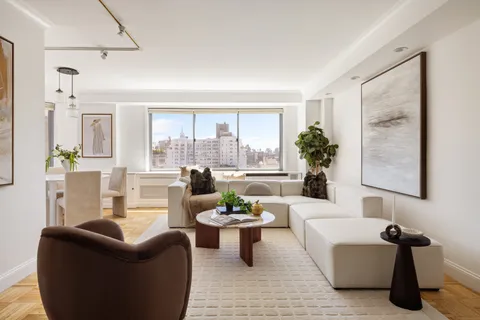 $1,795,000 | 175 West 12th Street, Unit 18A | West Village