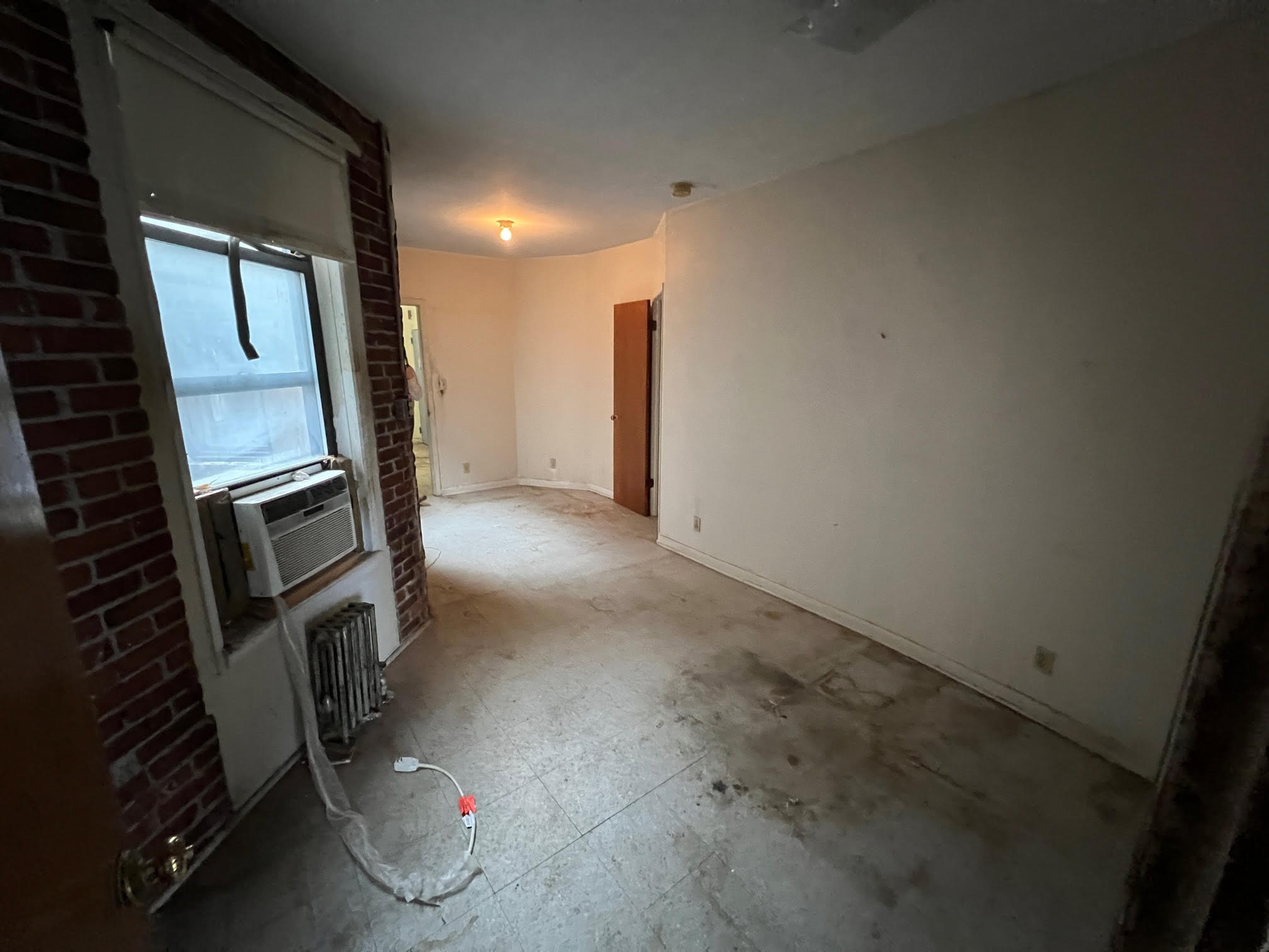 153 West 106th Street, Unit 5B Manhattan, NY 10025 - Photo 4 of 9