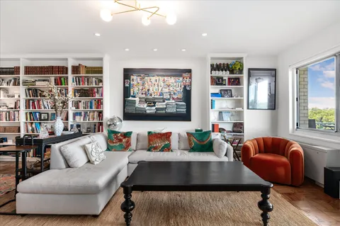 $825,000 | 2801 New Mexico Avenue Northwest, Unit 1206, Washington, DC 20007