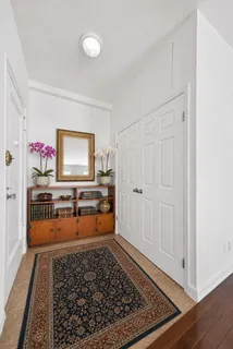 $659,000 | 522 West End Avenue, Unit 1B | Upper West Side