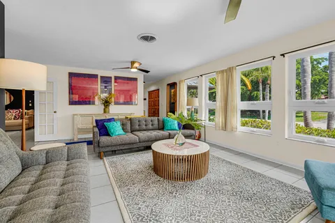 $1,799,000 | 6952 Southwest 149th Terrace, Palmetto Bay, FL 33158