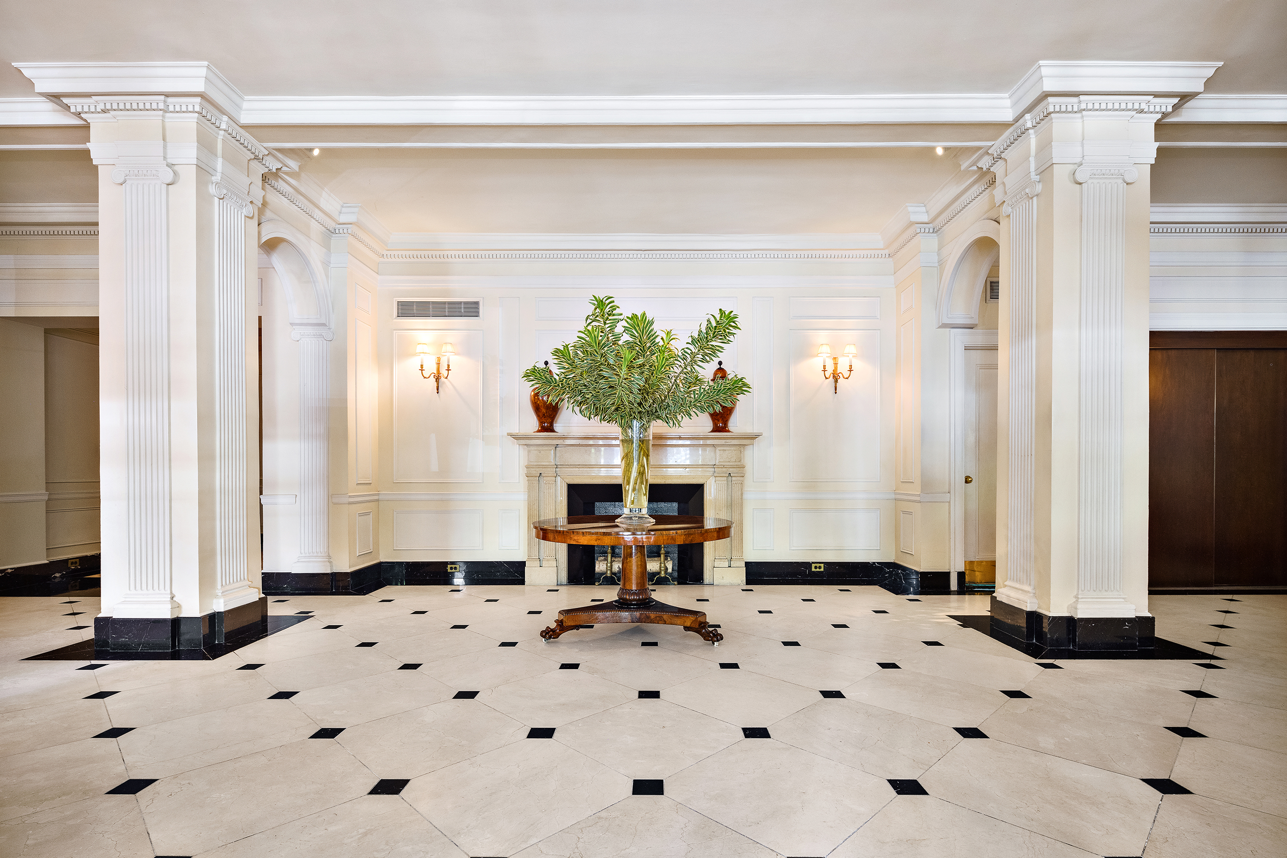 525 Park Avenue, Unit 5D Manhattan, NY 10065 - Photo 8 of 9