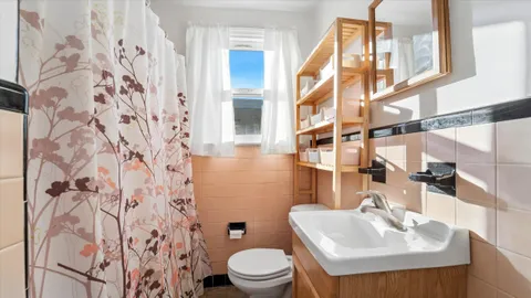 $240,000 | 8016 Arlington Avenue, Upper Darby, PA 19082