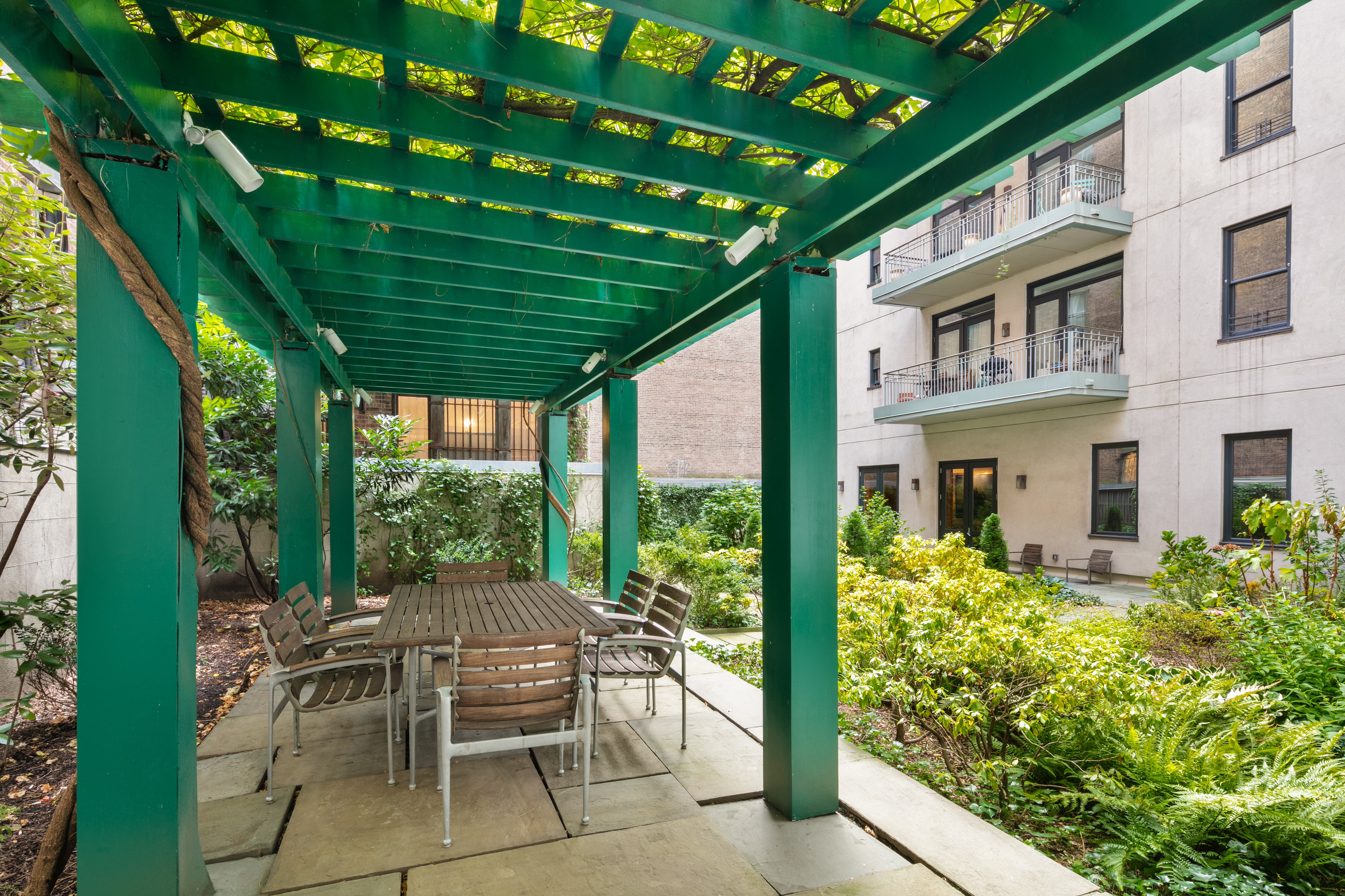 124 Hudson Street, Unit 5B Manhattan, NY 10013 - Photo 15 of 16