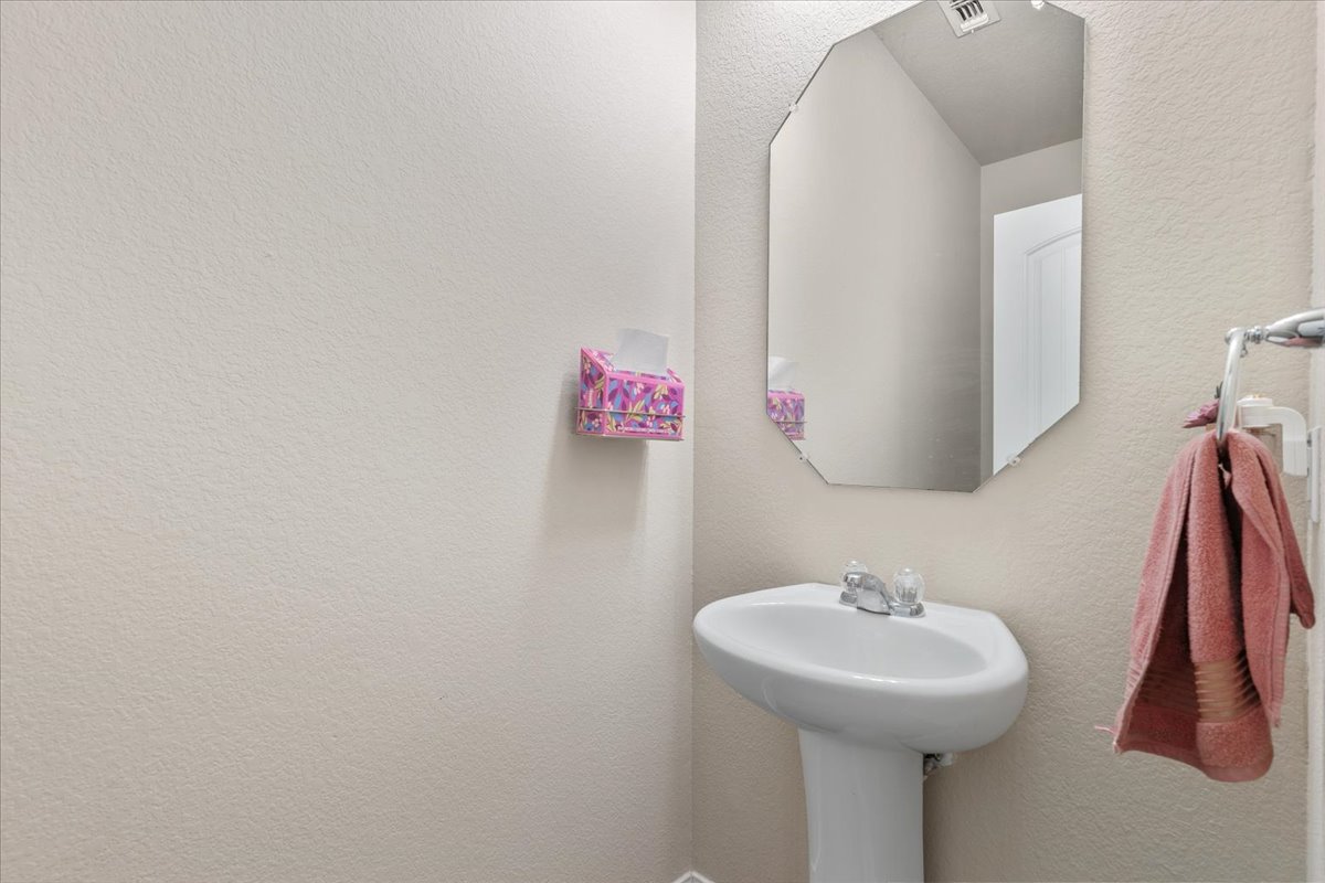 11913 Riparian Road Manor, TX 78653 - Photo 19 of 29 Gallery Image 19