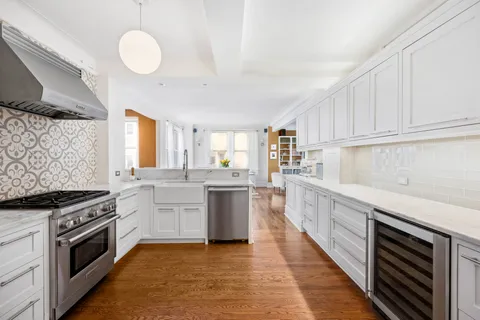 $2,000,000 | 136 East 36th Street, Unit 9/10C | Murray Hill