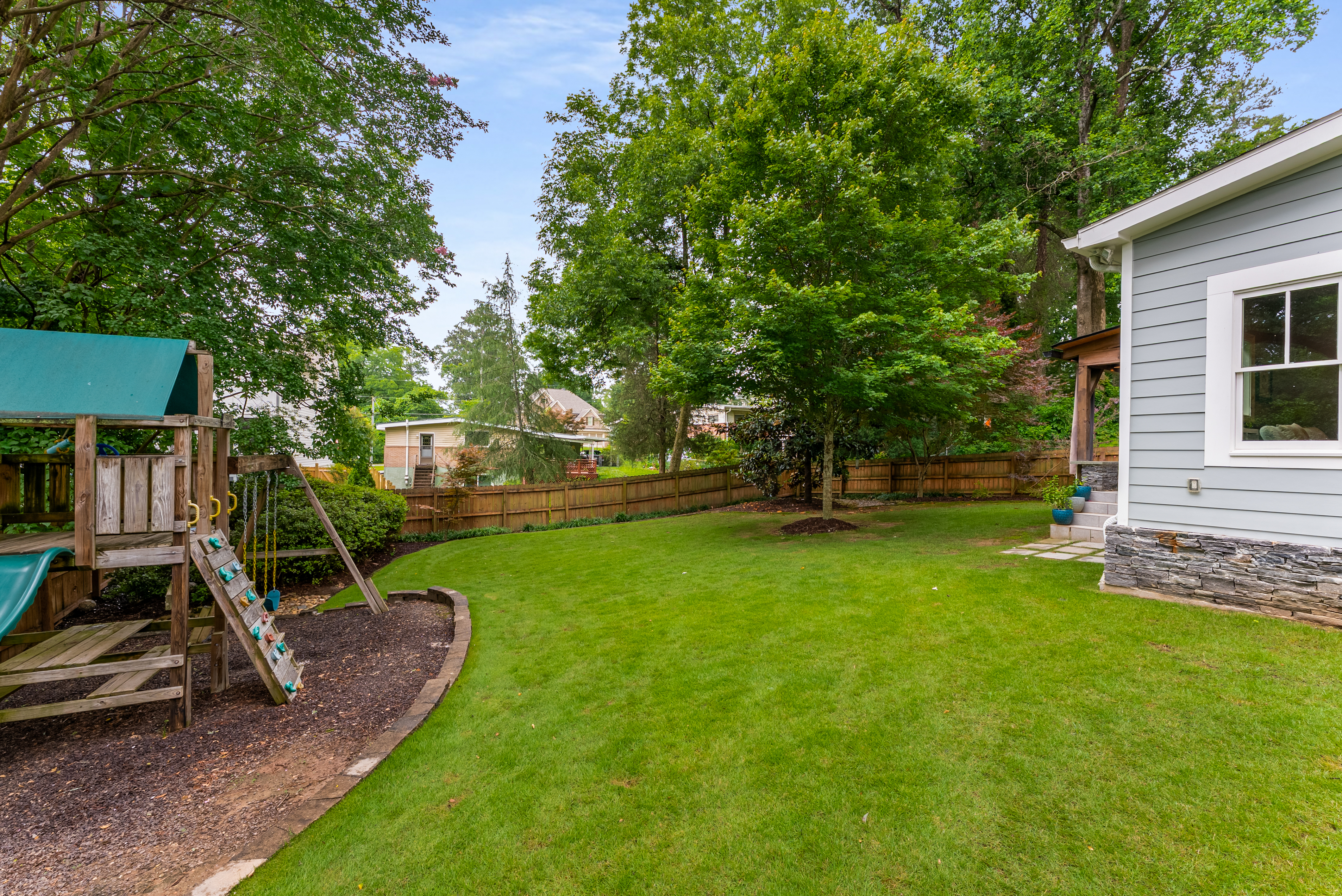 2357 Bynum Road Northeast Atlanta, GA 30319 - Photo 7 of 10
