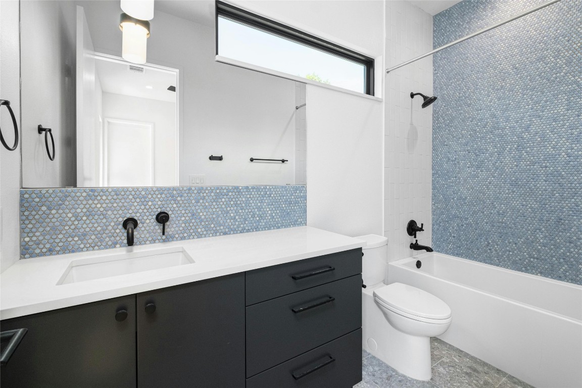 219 Lessin Lane, Unit 11 Austin, TX 78704 - Photo 16 of 30