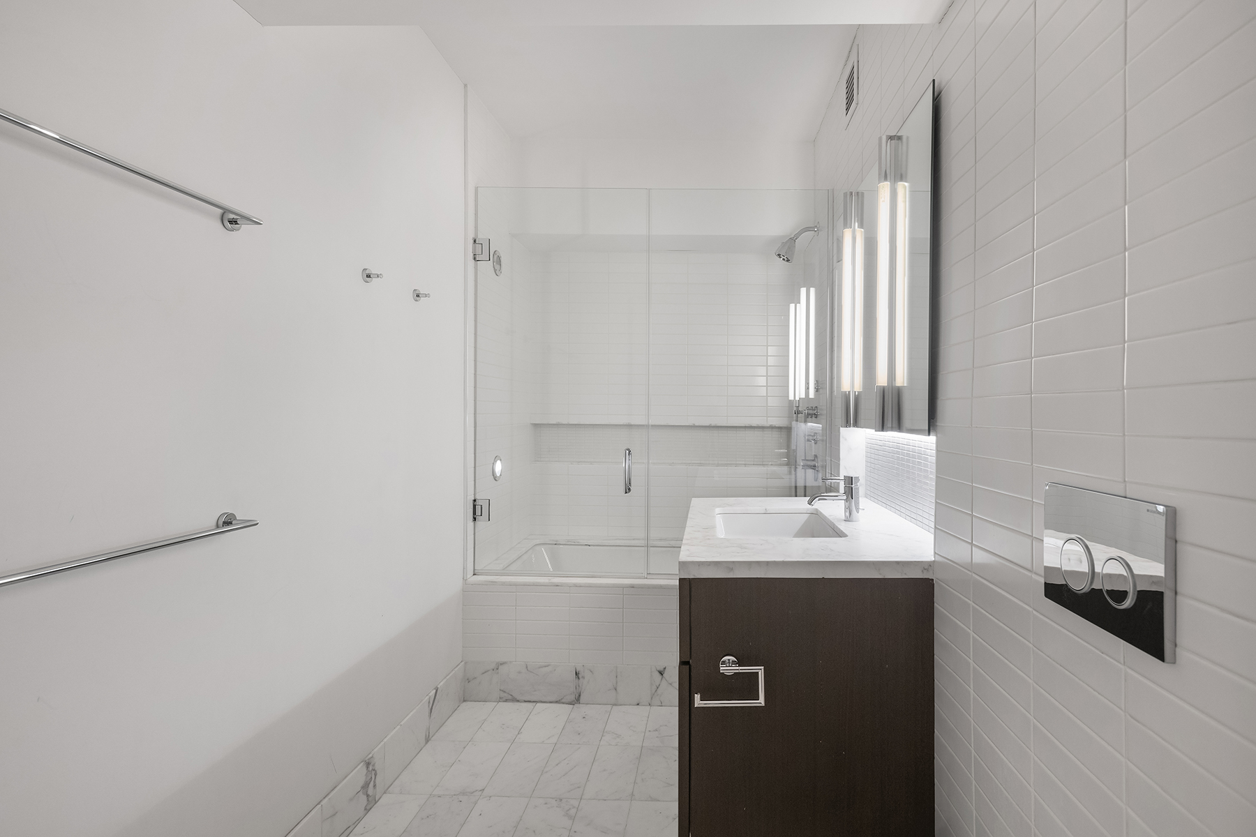 421 Hudson Street, Unit 617 Manhattan, NY 10014 - Photo 7 of 15