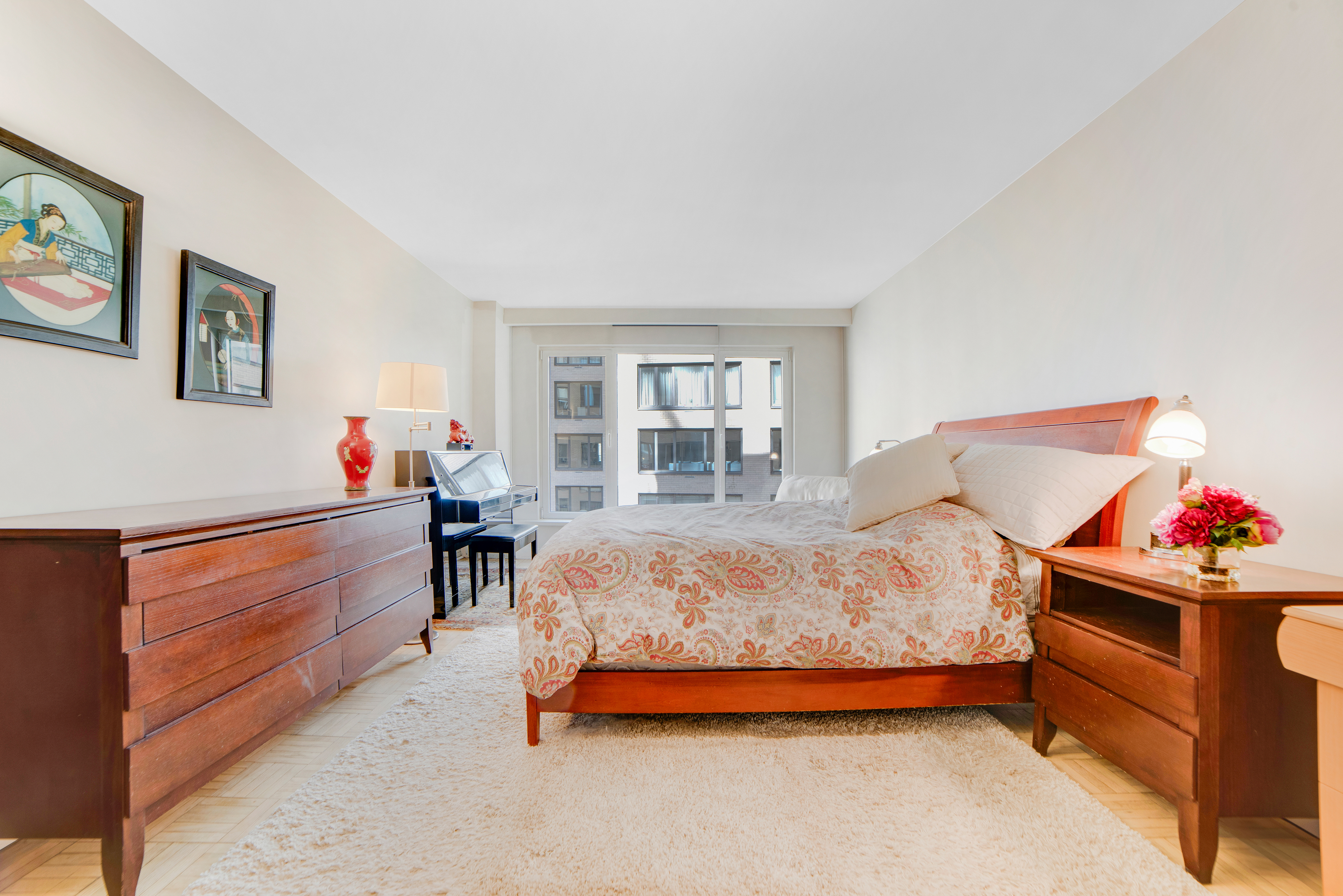 200 Central Park South, Unit 7Q Manhattan, NY 10019 - Photo 9 of 13 Gallery Image 9