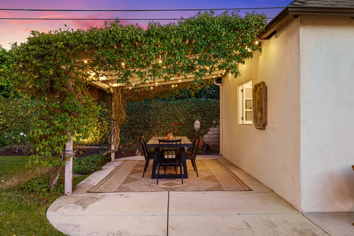 $1,849,000 | 926 Burnside Avenue, Los Angeles, CA 90036