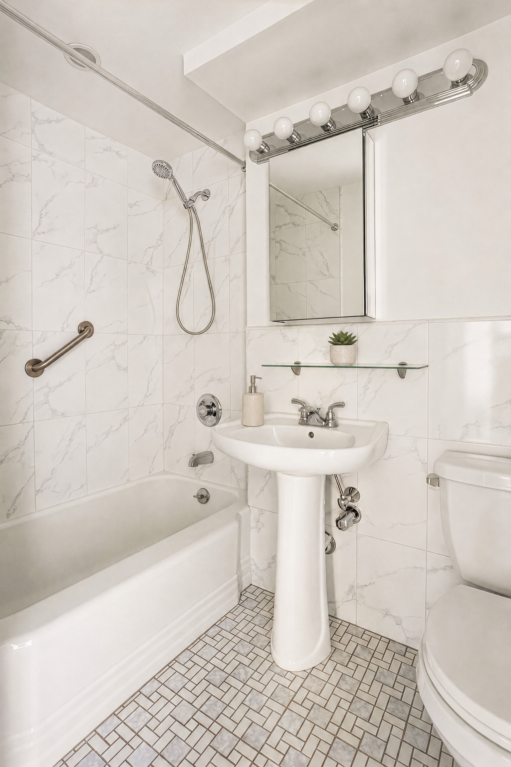 35-11 85th Street, Unit 4K Queens, NY 11372 - Photo 4 of 9