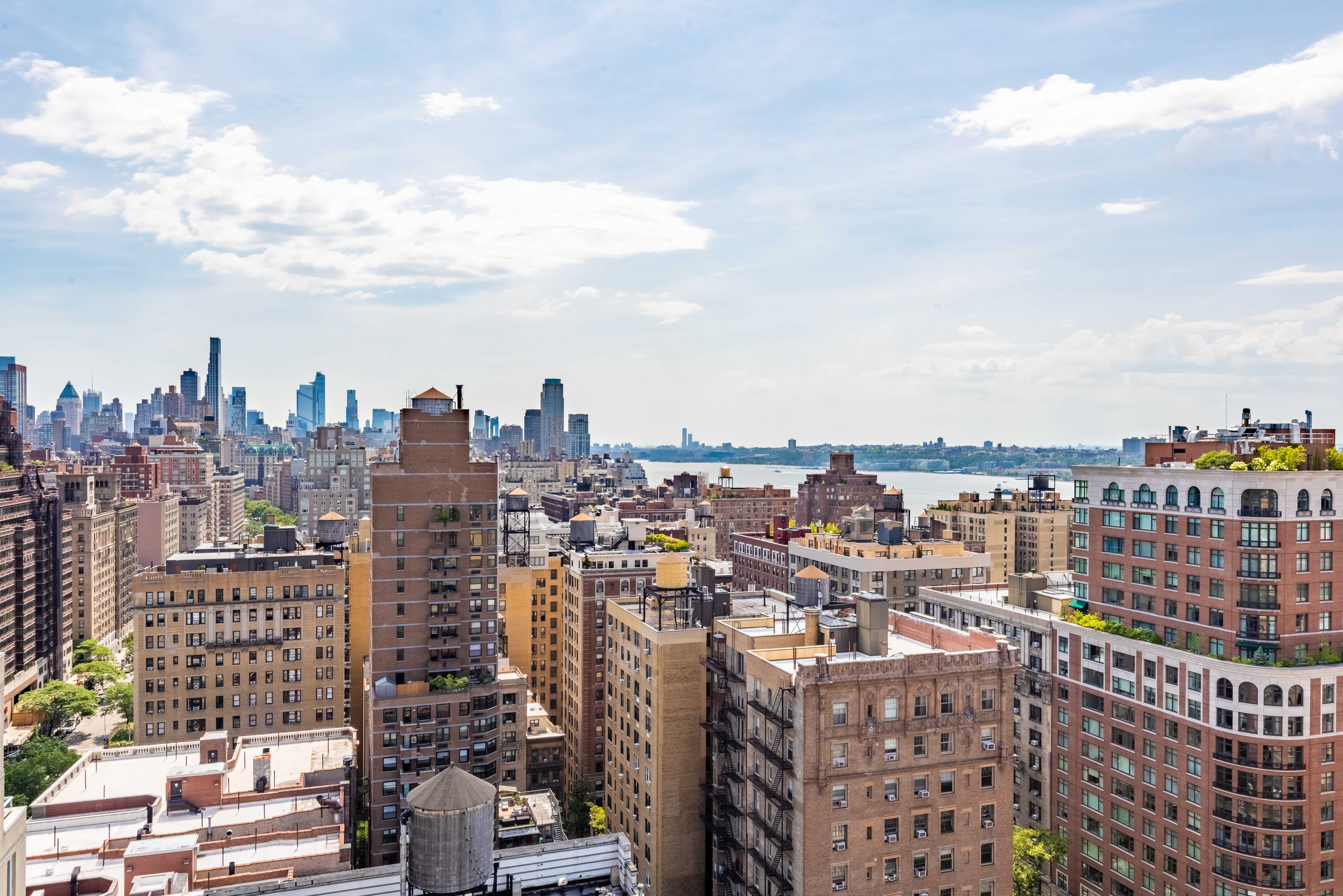 2373 Broadway, Unit 630 Manhattan, NY 10024 - Photo 14 of 17 a view of a city with tall buildings