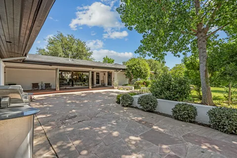 $5,500,000 | 4301 Briarhaven Road, Fort Worth, TX 76109