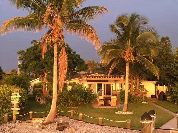 $1,799,990 | 3 Michiana Place, Terra Ceia, FL 34250