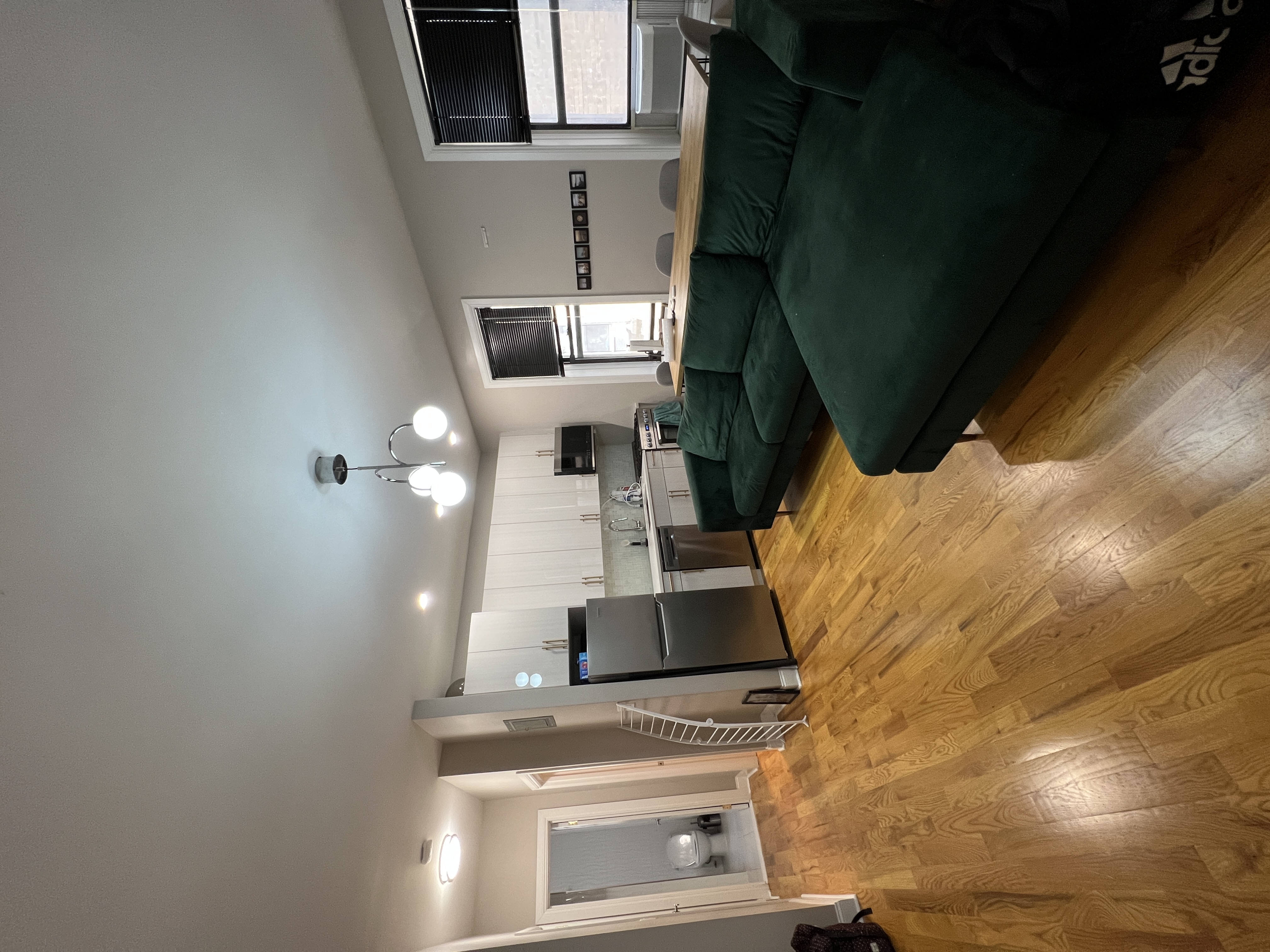 43-10 44th Street, Unit 4E Queens, NY 11104 - Photo 2 of 6