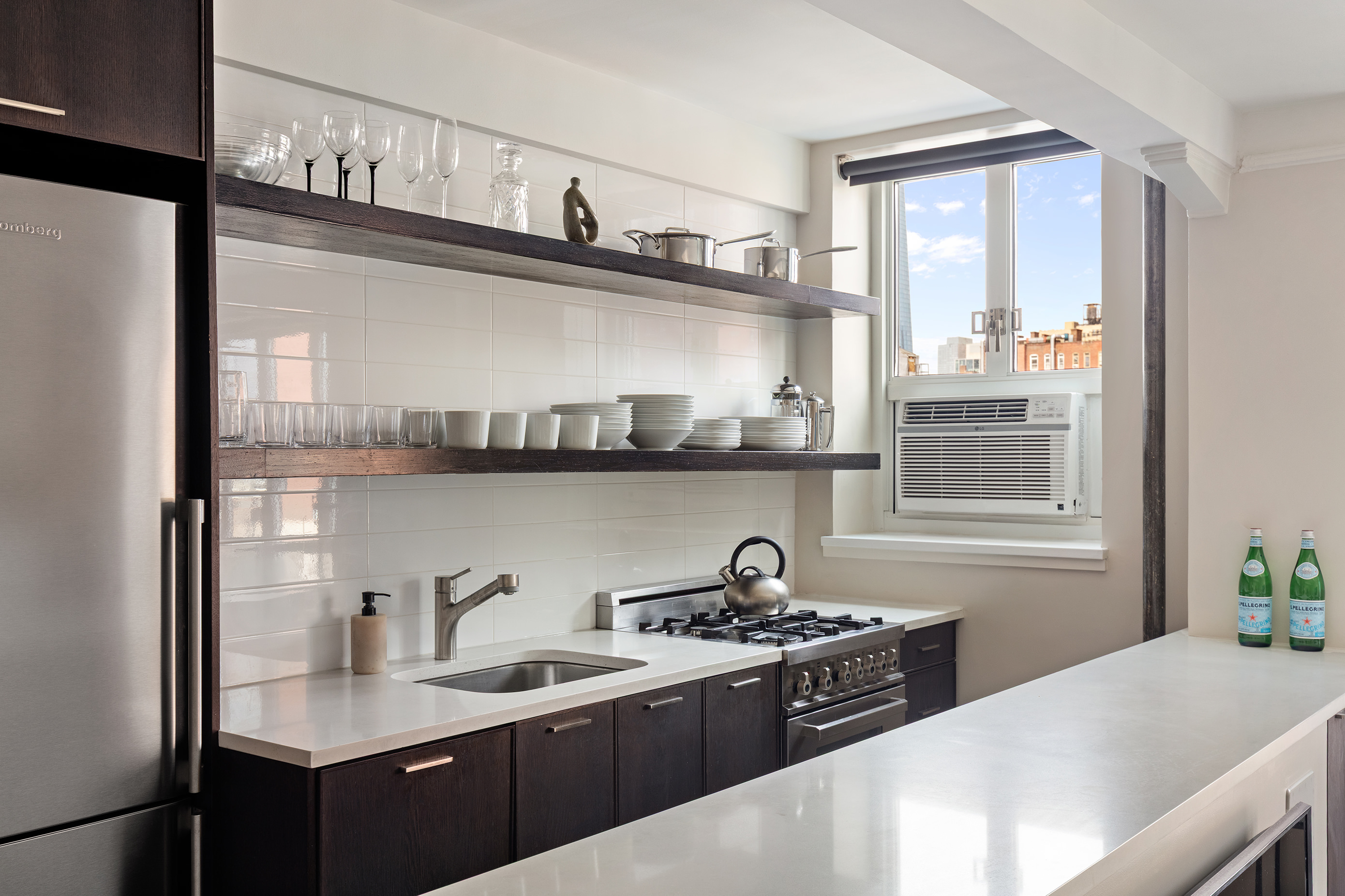 200 West 20th Street, Unit 909 Manhattan, NY 10011 - Photo 4 of 12