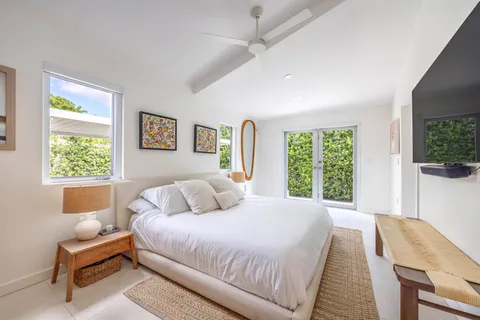 $1,295,000 | 6055 Southwest 38th Street, Miami, FL 33155