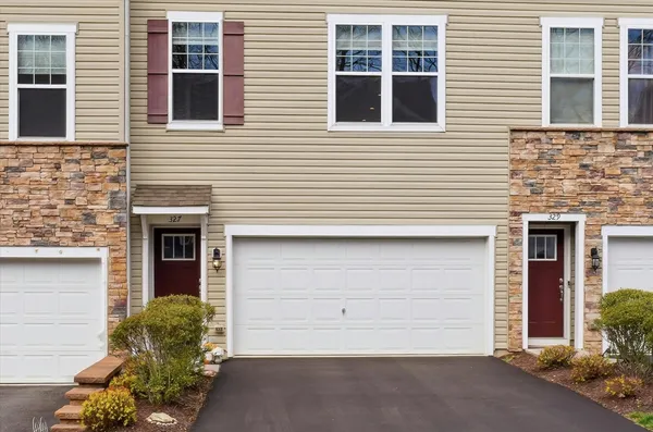 $520,000 | 327 Dawson Place, Downingtown, PA 19335