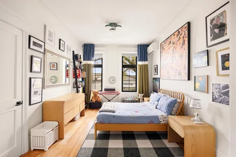 $2,300,000 | 16-35 Hancock Street | Ridgewood