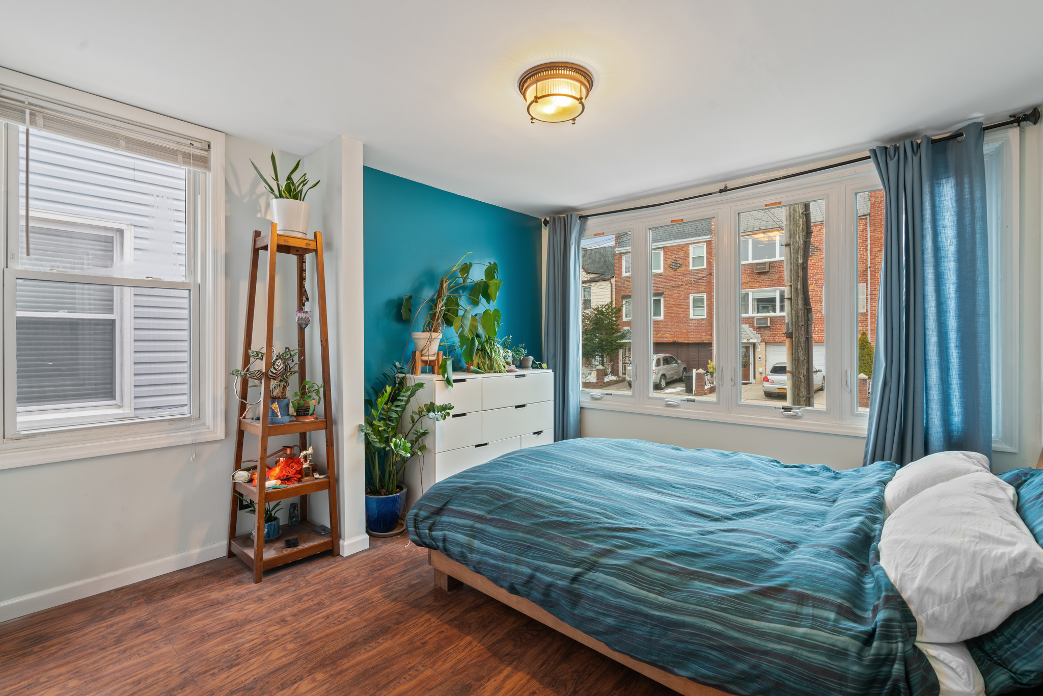 70-25 68th Street Queens, NY 11385 - Photo 5 of 15