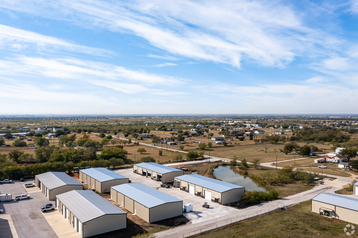 2304 Seaborn Road, Unit 200 Ponder, TX 76259 - Photo 9 of 11