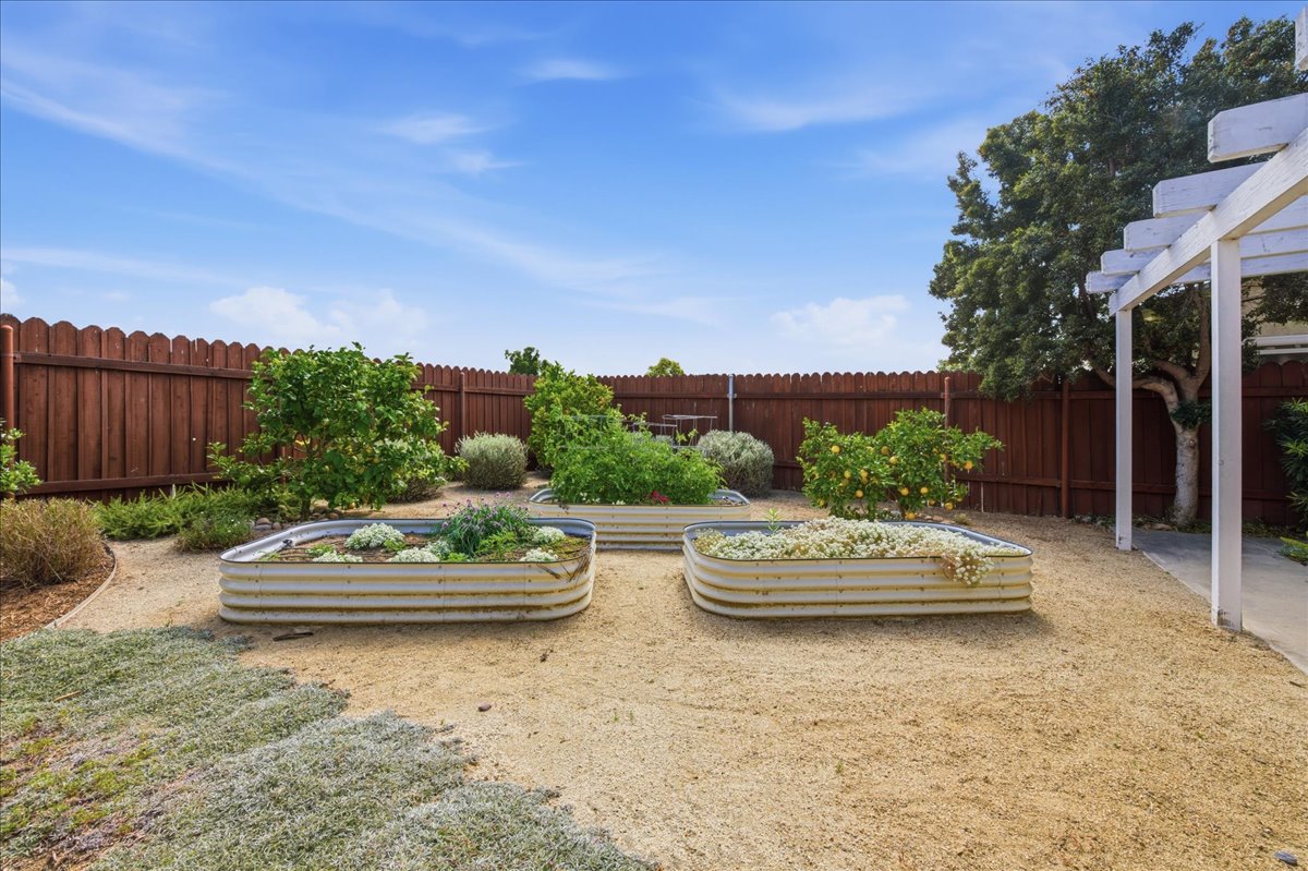 7843 Jade Coast Road San Diego, CA 92126 - Photo 18 of 25