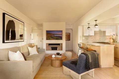 $1,799,000 | 175 West 13th Street, Unit 17B | West Village