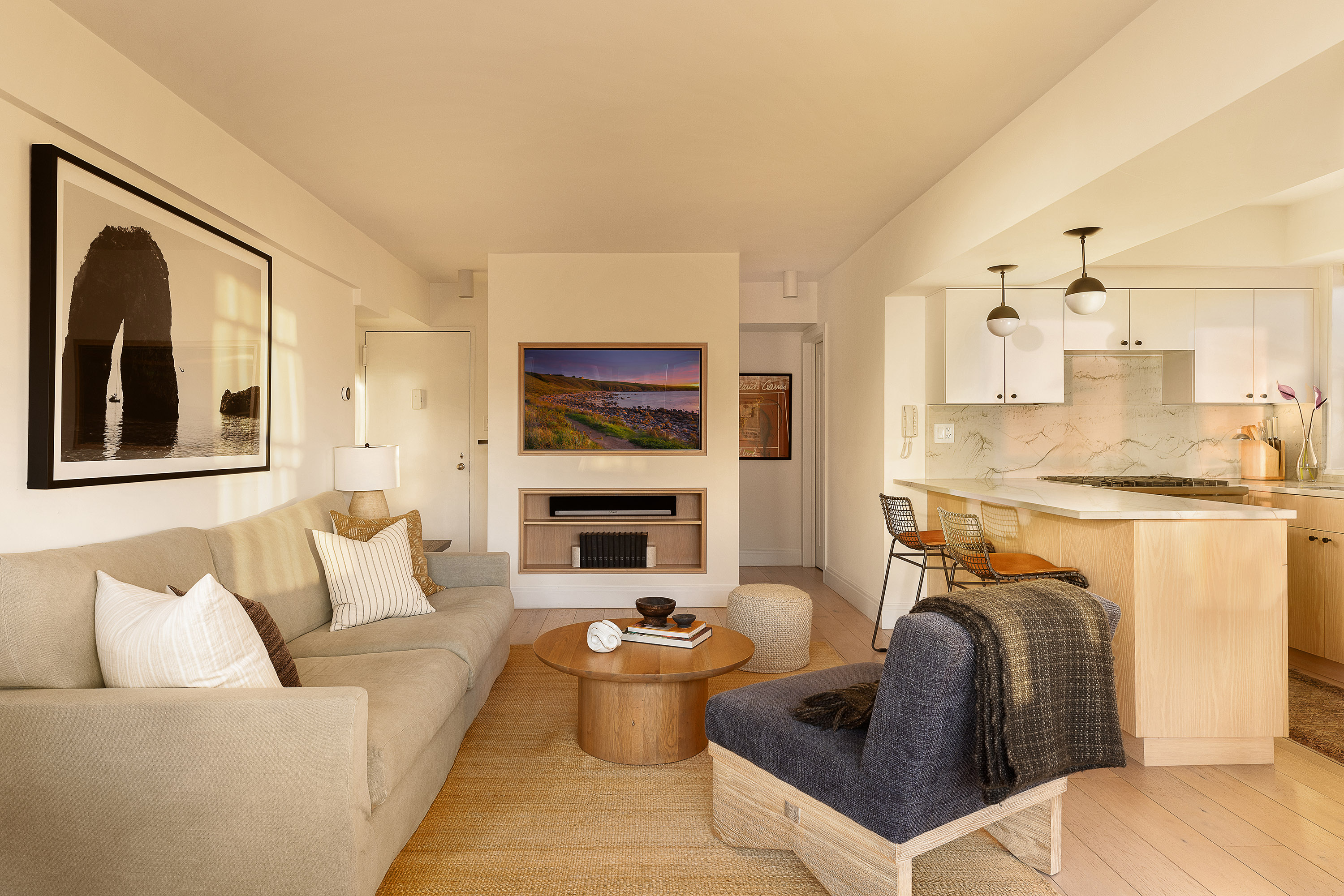 175 West 13th Street, Unit 17B Manhattan, NY 10011 - Photo 4 of 13
