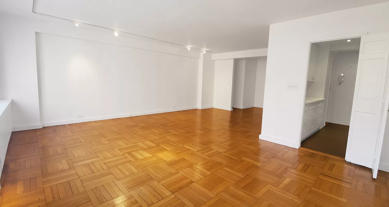 715 Park Avenue, Unit 7D Manhattan, NY 10021 - Photo 4 of 13