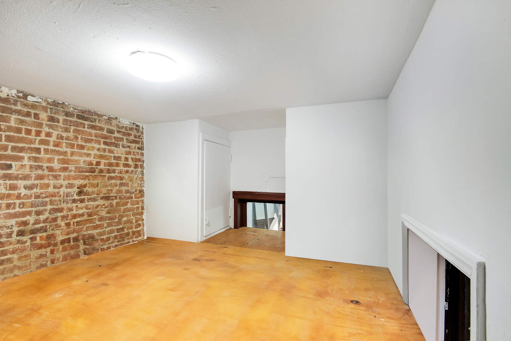 310 West 98th Street, Unit 1B Manhattan, NY 10025 - Photo 7 of 11 a view of empty room