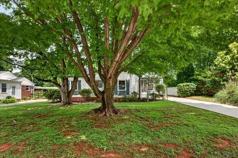 $350,000 | 2225 Ashley Road, Charlotte, NC 28208