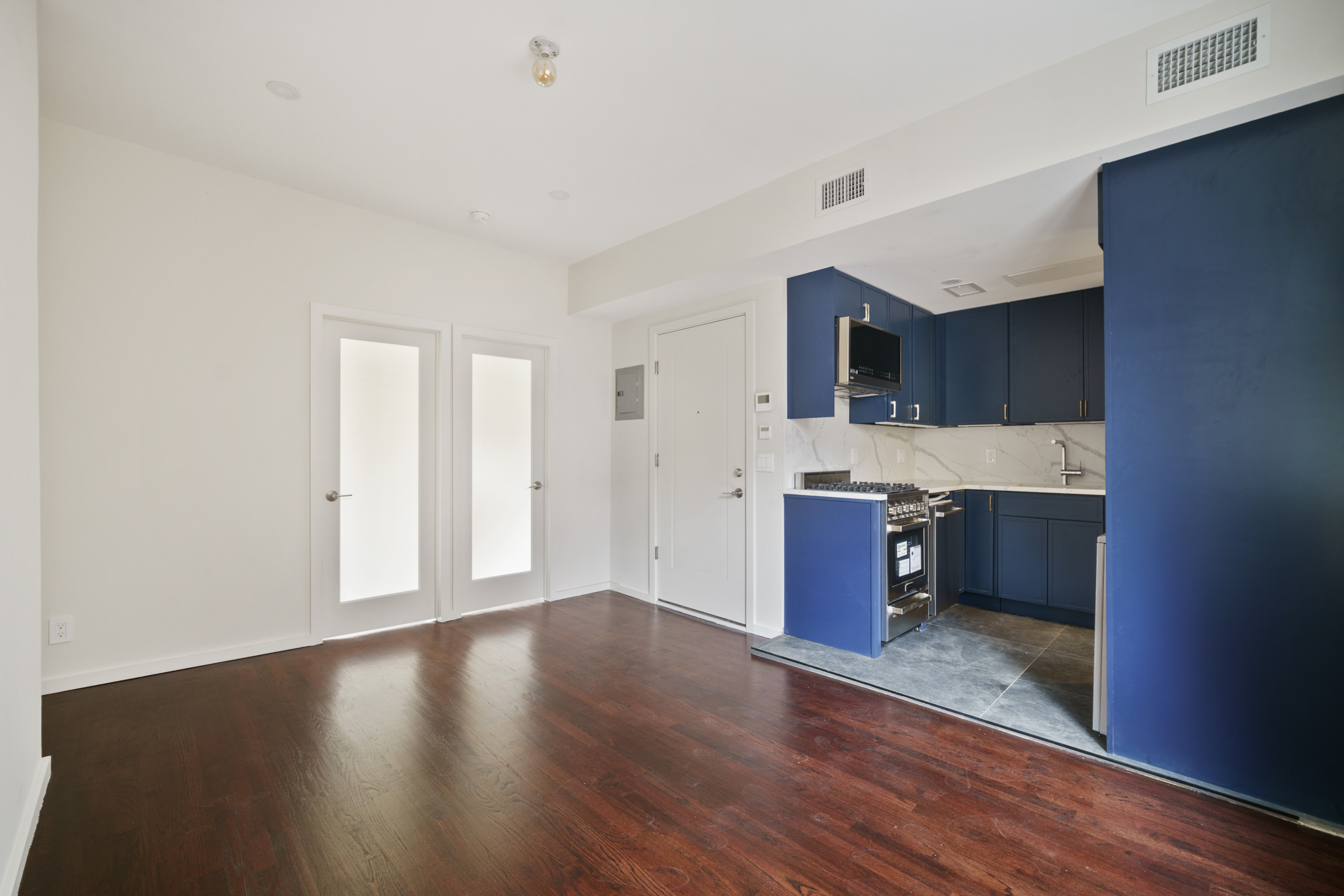 441 Metropolitan Avenue, Unit 1 Brooklyn, NY 11211 - Photo 3 of 11