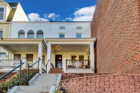 $799,000 | 736 Girard Street Northwest, Washington, DC 20001