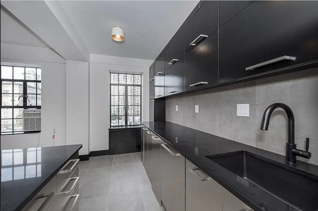 25 Monroe Place, Unit 2F Brooklyn, NY 11201 - Photo 3 of 9