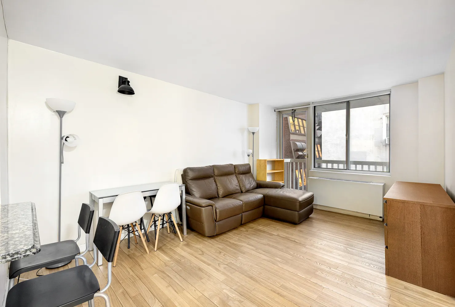 $3,800 | 50 Lexington Avenue, Unit 4B | Flatiron