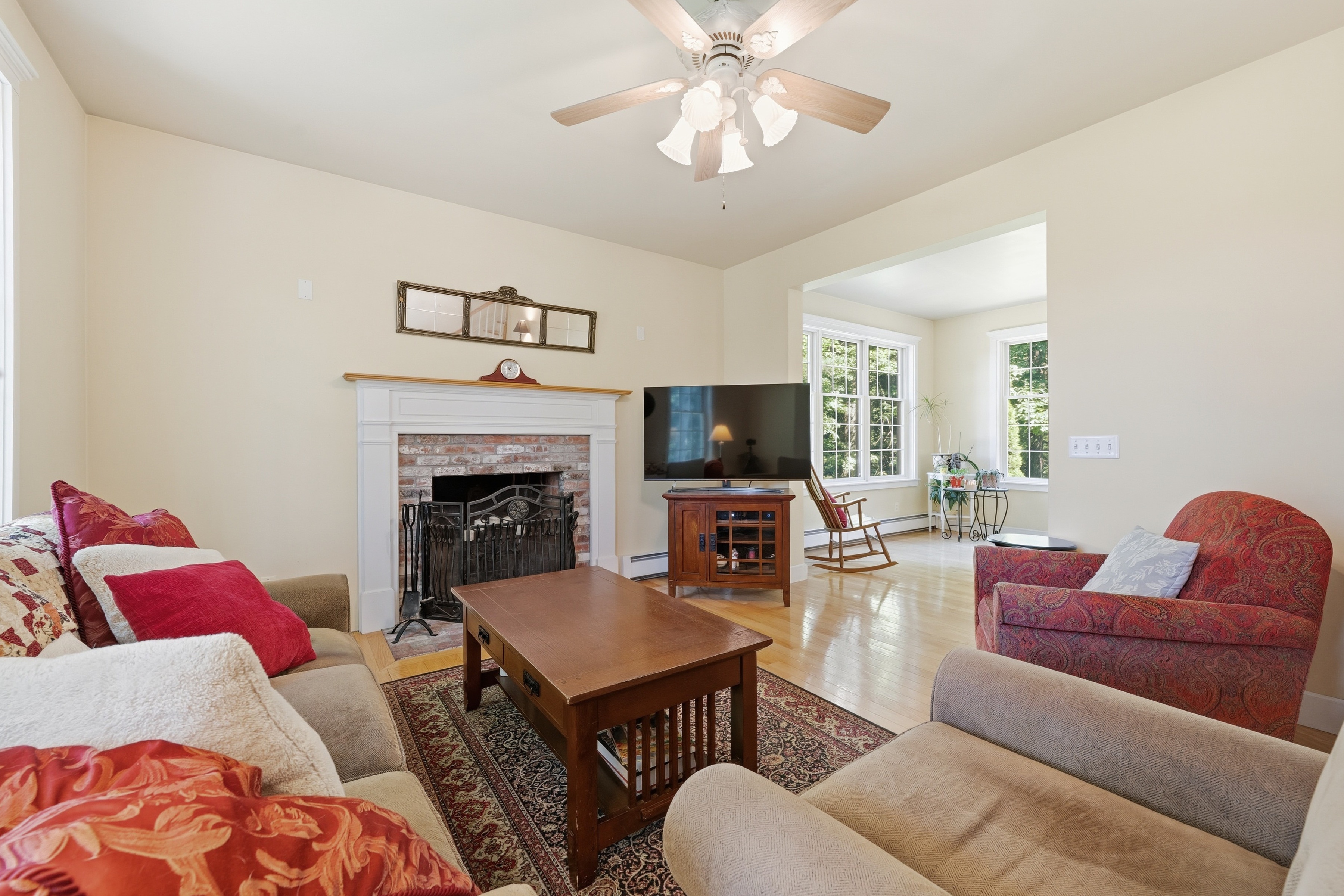 358 Bolton Road Lancaster, MA 01523 - Photo 5 of 60