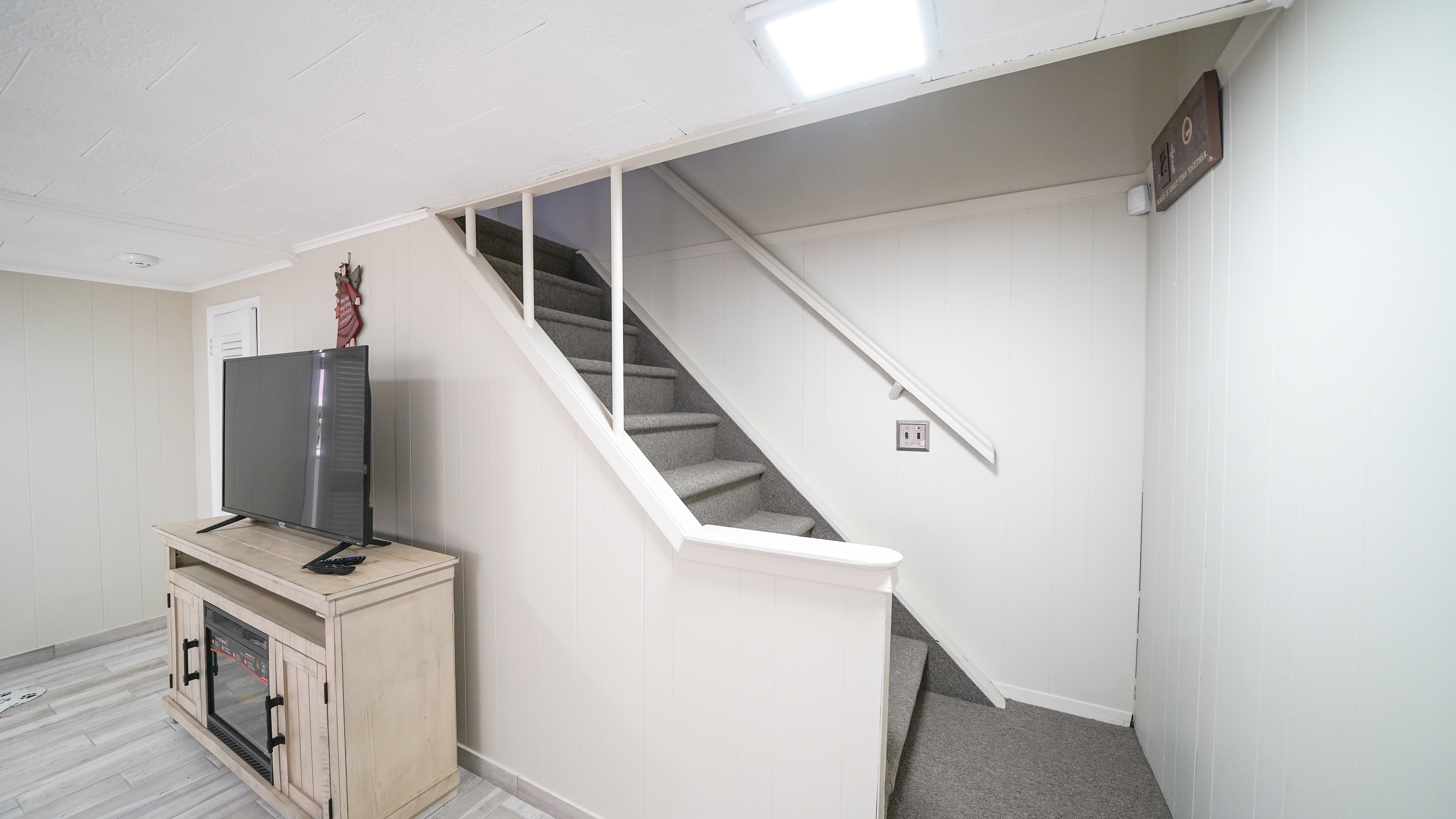 41-20 210th Street Queens, NY 11361 - Photo 25 of 44