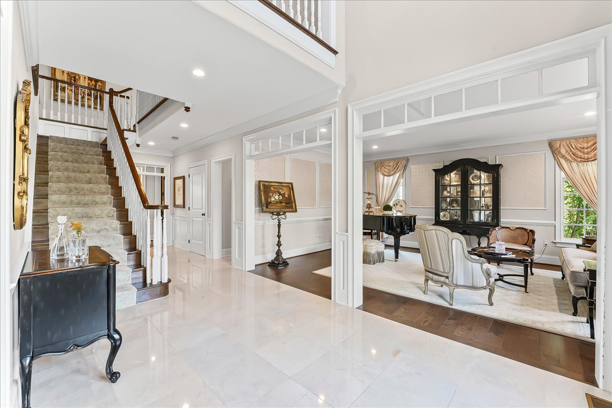 251 Valley Ridge Road Haverford, PA 19041 - Photo 5 of 46