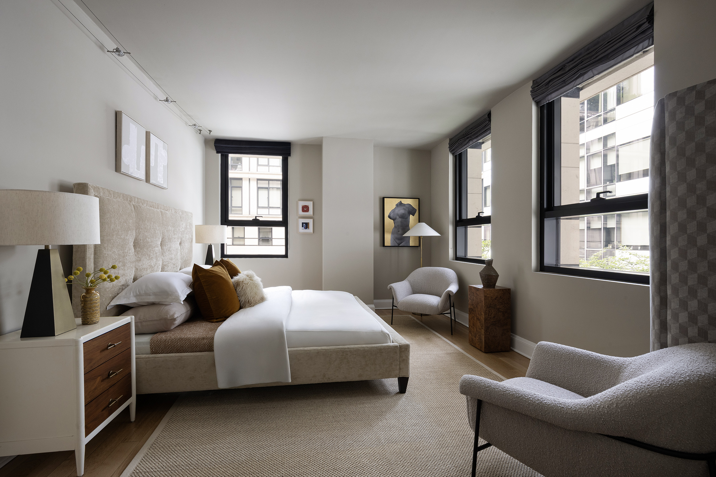 170 East End Avenue, Unit 2A Manhattan, NY 10128 - Photo 8 of 16 a bedroom with bed couch and window