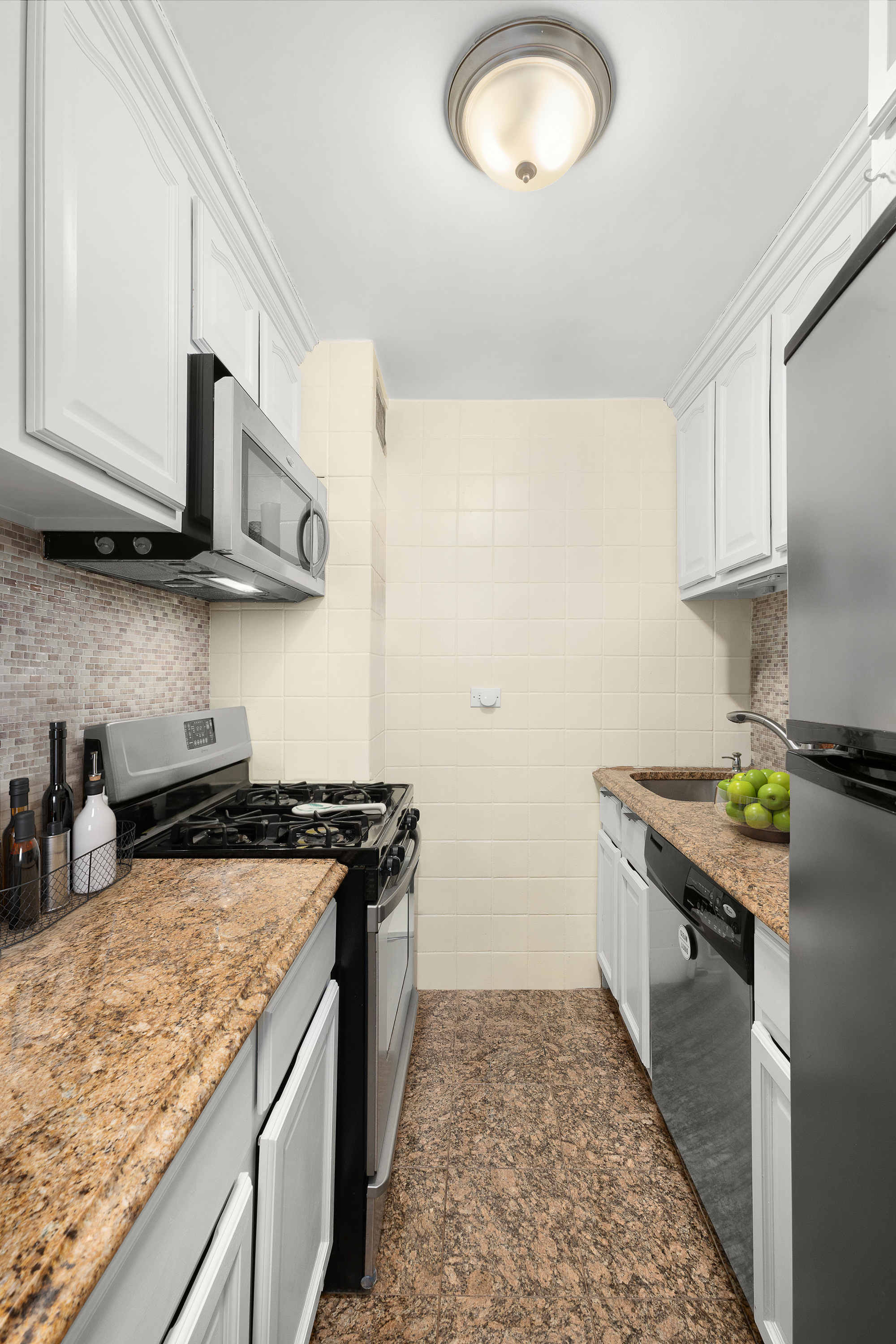 333 East 66th Street, Unit 5O Manhattan, NY 10065 - Photo 7 of 11