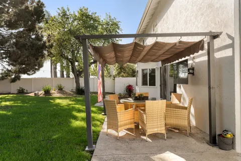 $1,995,000 | 2927 Levante Street, Carlsbad, CA 92009