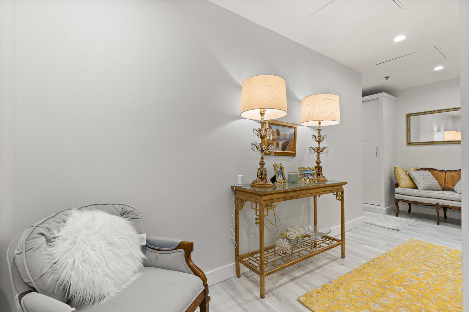 234 Causeway Street, Unit 709 Boston, MA 02114 - Photo 18 of 28 a living room with furniture