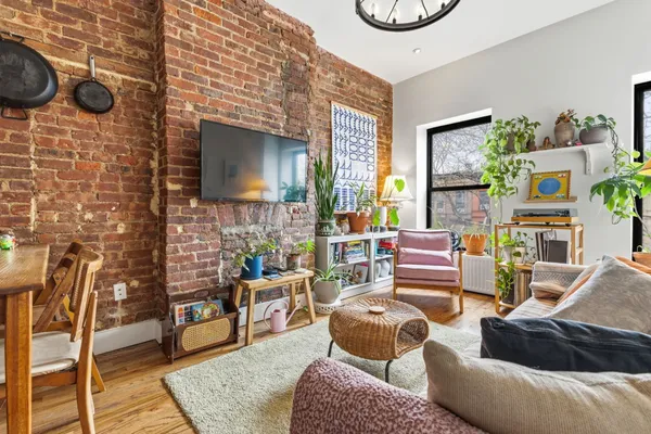 $3,785 | 356 Halsey Street, Unit 2 | Bedford-Stuyvesant