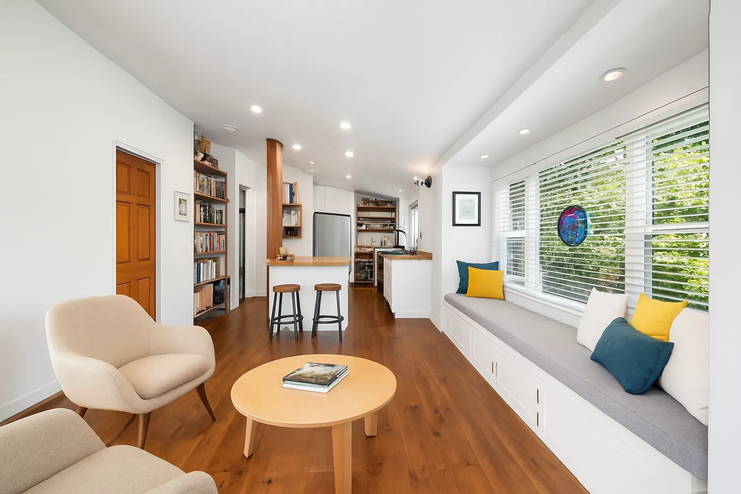 $2,375,000 | 643 Santa Clara Avenue, Venice, CA 90291